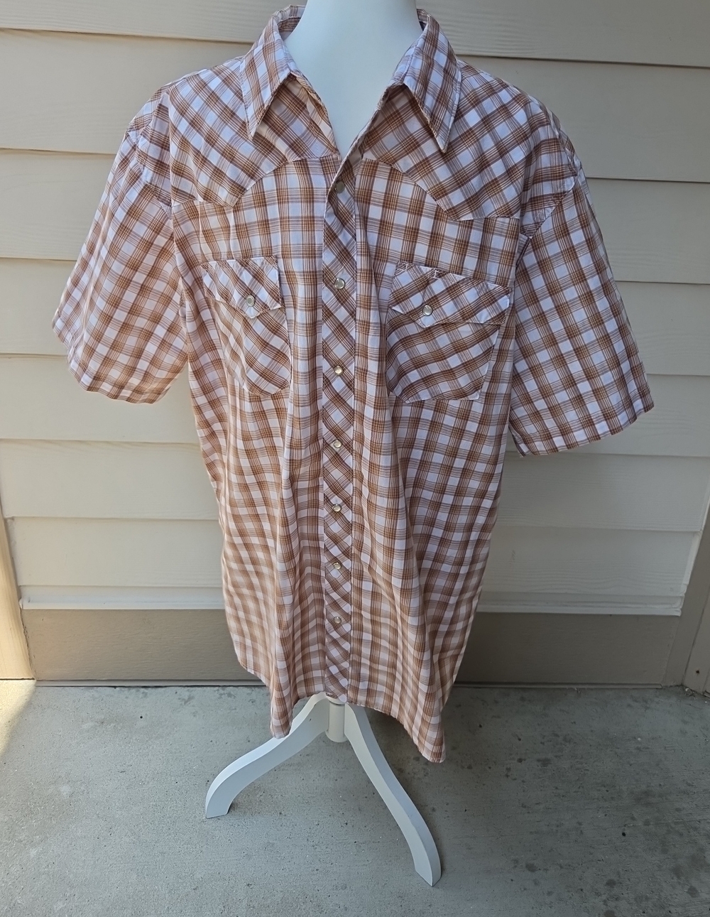 Wrangler Men’s XLT Tan White Plaid Western Cowboy Shirt Short Sleeve